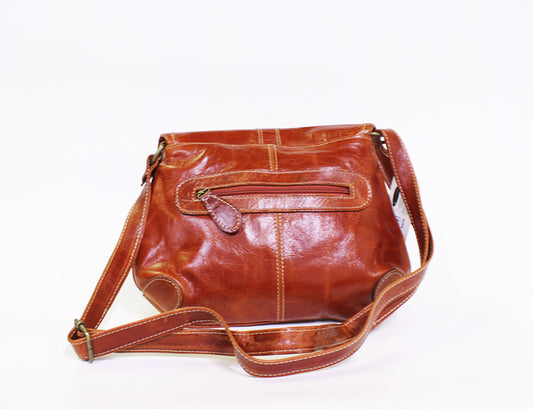 Bolsa de piel estilo crossbody (N°27 Kueri) BO3627